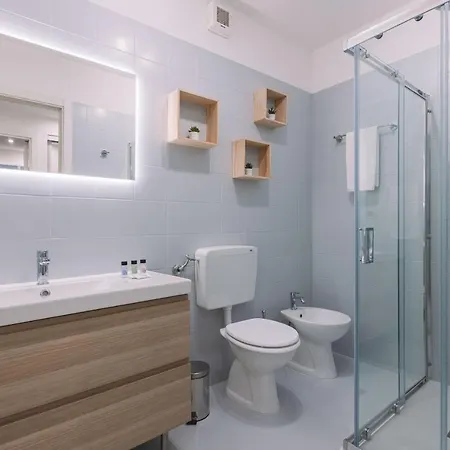 Esclusiva Con Terrazza/ultra Wi-fi/free Park Apartamento *