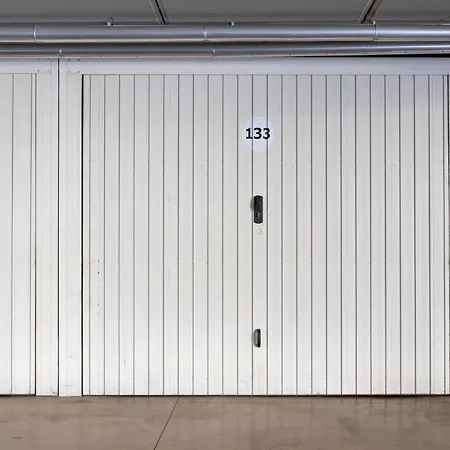 Esclusiva Con Terrazza/ultra Wi-fi/free Park Апартаменти *