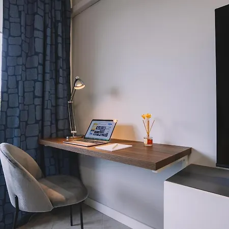 Esclusiva Con Terrazza/ultra Wi-fi/free Park * Τεργέστη