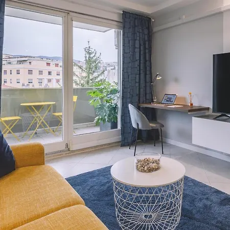 Esclusiva Con Terrazza/ultra Wi-fi/free Park Apartament Triest